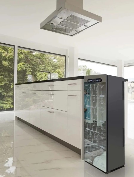 Benefits of Having a Wine Refrigerator in Your Home