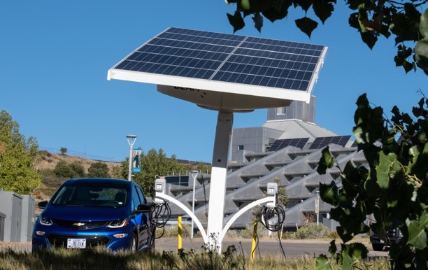 Can Solar Panels Charge EVs?